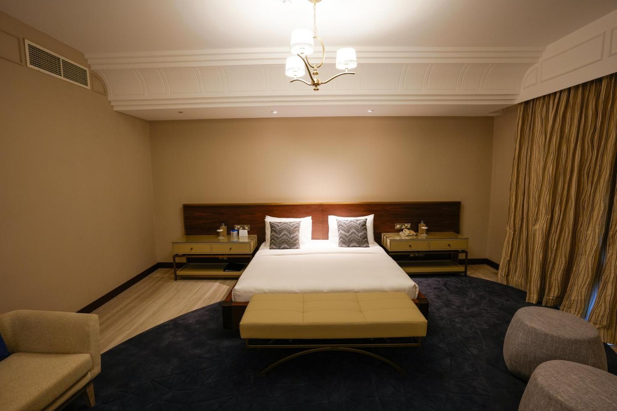 Mirfa Hotel Al Marfaʼ Екстериор снимка